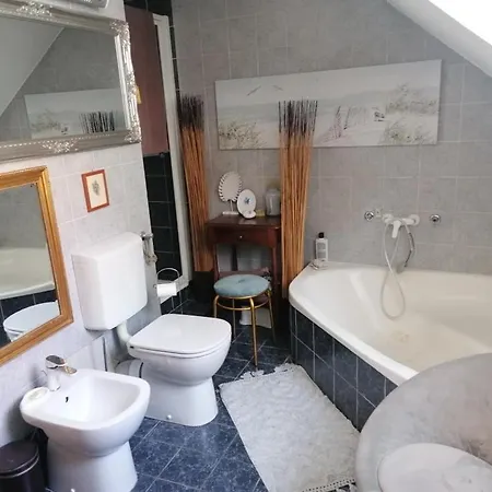 Unique In The Position * 류블랴나